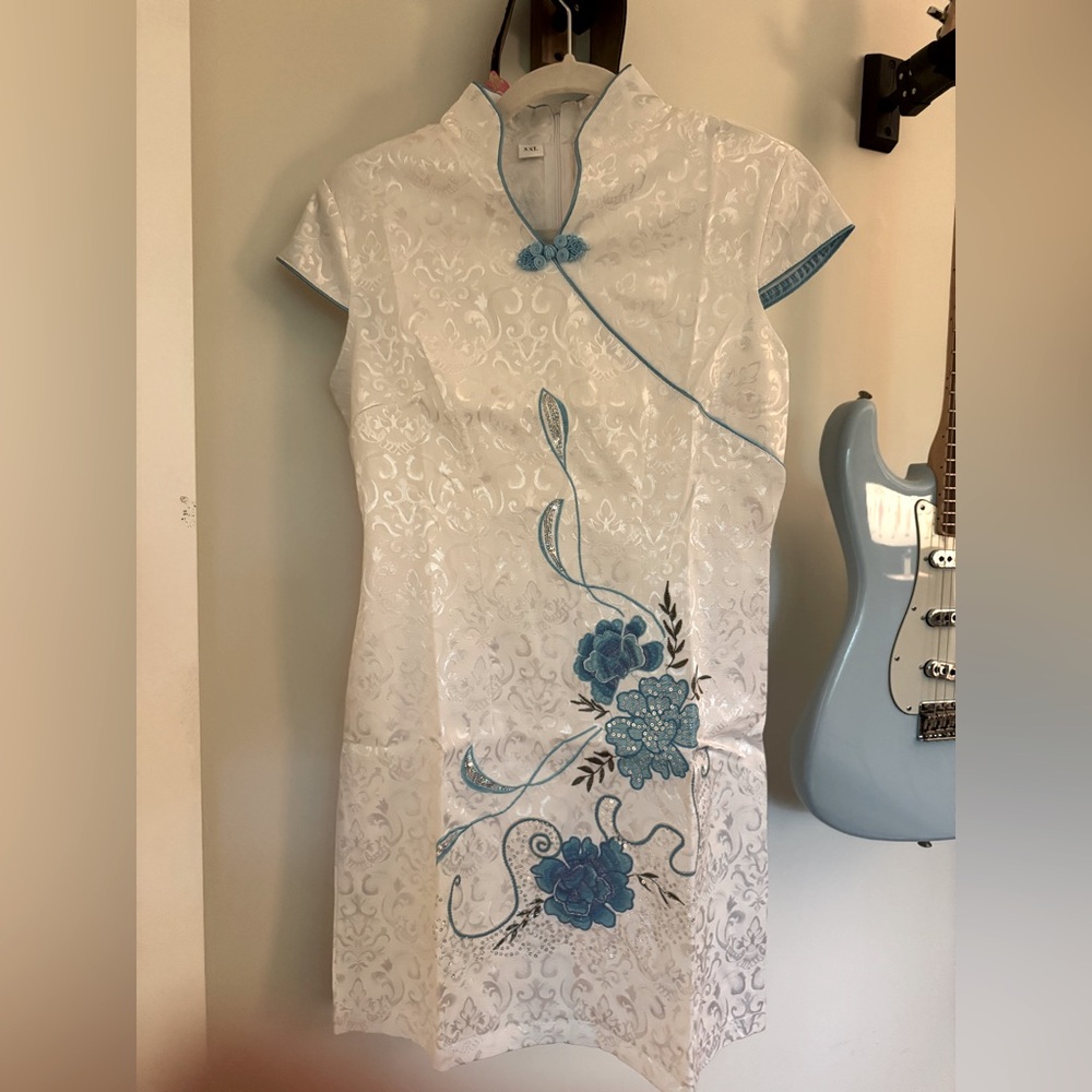 White & Teal Embroidered Cheongsam Dress